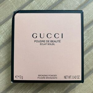 New GUCCI Poudre De Beauté Éclat Soleil Bronzing Powder